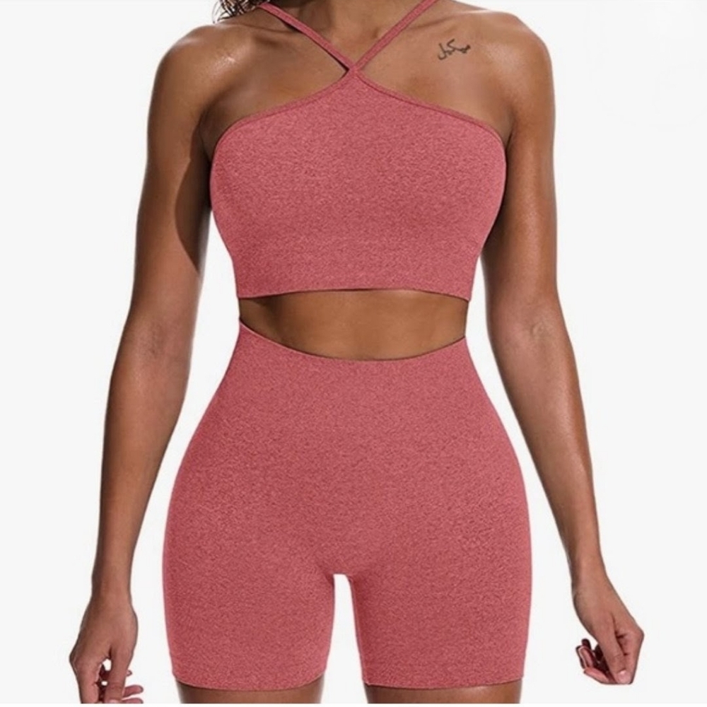 HYZ Women's Red Seamless 2 Pc Yoga Shorts & Sports Bra Removable Pads Small